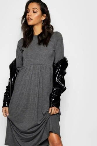 Boohoo Long Sleeve Casual Round Neck Dresses for Women