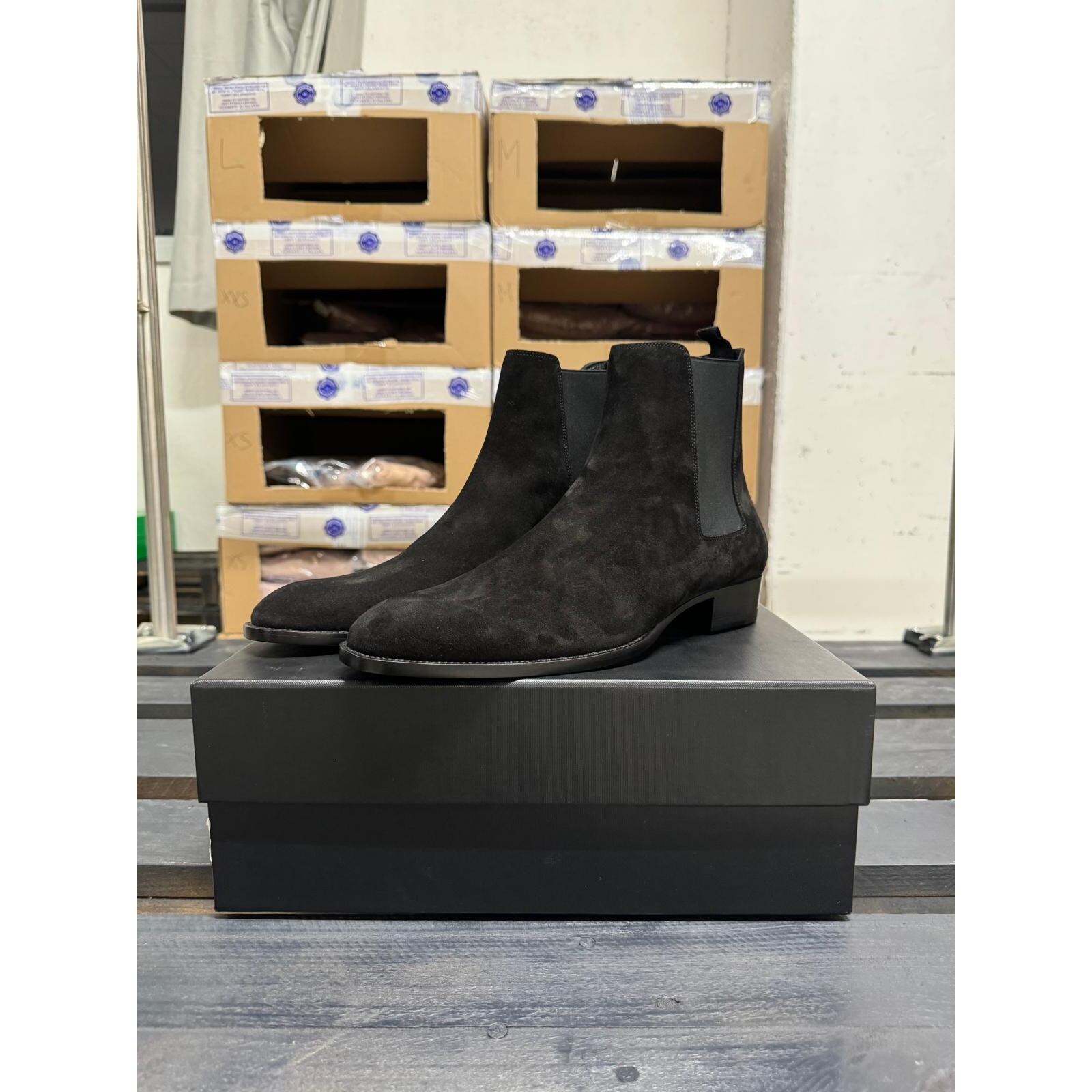 Stivali Chelsea Saint Laurent Paris 375680 scamosciati neri nuovi con etichette 45