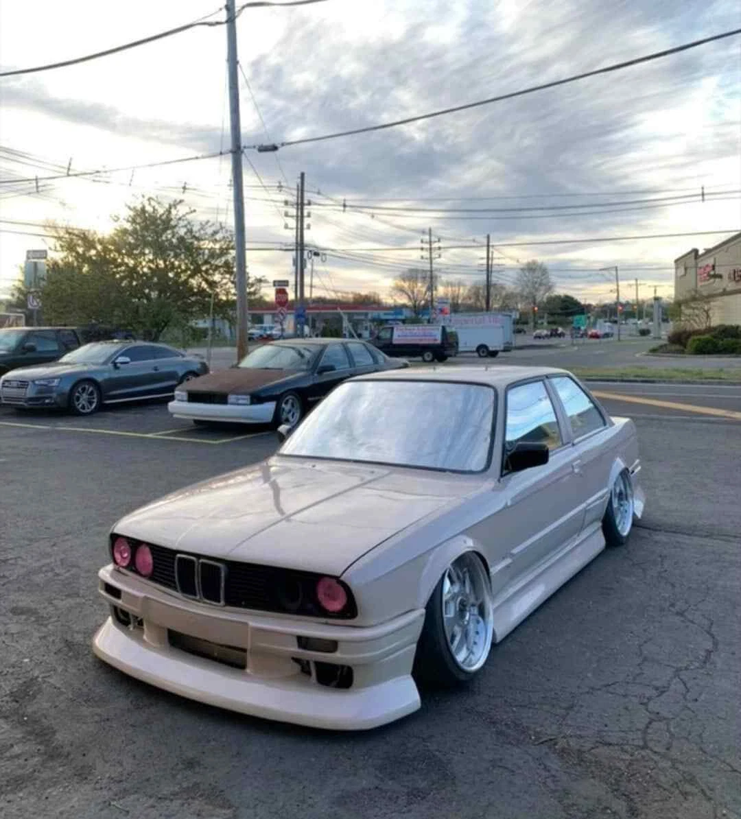 Bmw E30 325i Body Kit