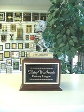 BASKETBALL TROPHY FANTASY BASKETBALL PERPETUAL 16 YEAR BOBBLEHEAD TROPHY 