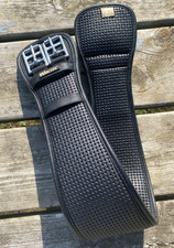 Used 27" Wintec  chafeless English dressage girth VGC