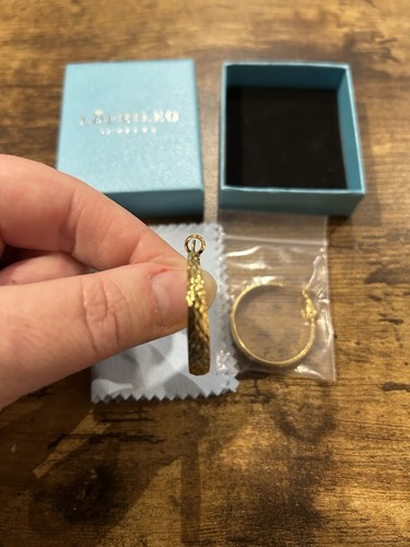 Gelbgold plattiert 925 gestempelt mittelgroße Gravur Creolen - nagelneu in Box - Bild 17 von 24