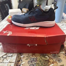 New Balance Men's Logic Composite Toe SD10 Athletic Work Shoe.  10 Wide Damage