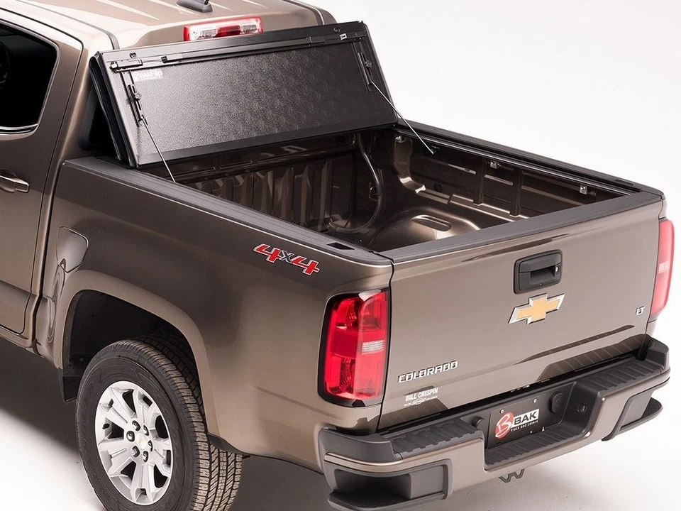 BAK Bakflip MX4 Folding Tonneau Cover 2015-22 Chevy Colorado GMC Canyon 5’ Bed Foto 4 de 4
