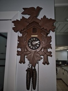 Sweet Seth Thomas 1-day Cuckoo Clock Refurbished And Working