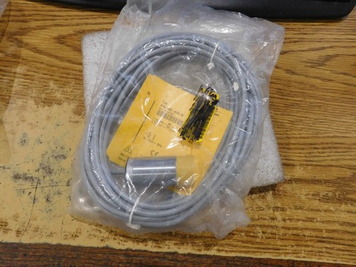 Turck Model: Ni15-M30-AD4X 7M Proximity Sensor. . New Old Stock - 第 1/3 張圖片