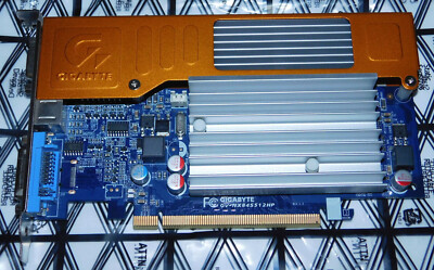 Nvidia GeForce 8400GS Gigabyte GV-NX84S512HP 512MB GDDR2 PCIe Grafikkarte Passiv