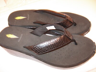 Volatile NEW! Island Women's wedge Sandal black size 11 