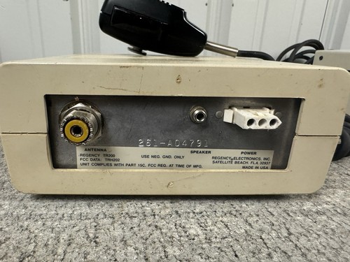 Vintage Regency 1405 CB regulowany zasilacz i radio TR200 niesprawdzone, na części - Zdjęcie 7 z 9