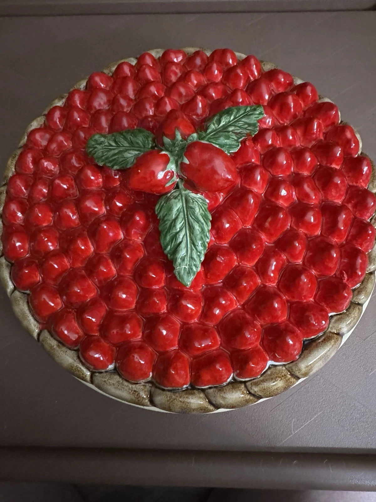 Peggy Jo Ackley Pie Plate Pan Server Strawberry Strawberries Plate with Cover