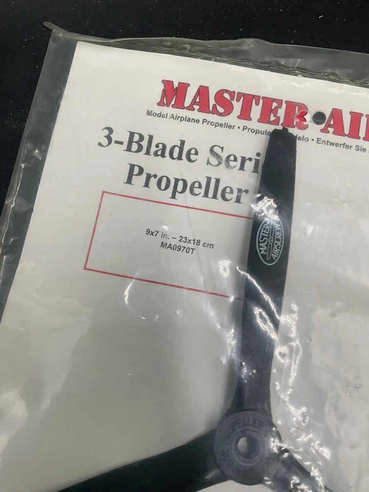 Master Airscrew MA0970T 3-Blade Prop • - Image 2 of 4