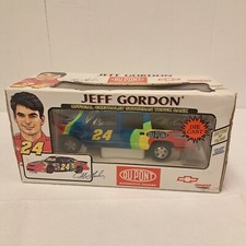 Vintage Nascar 24 JEFF GORDON CHEVROLET SUBURBAN BANK Die-cast Brookfield 1:25