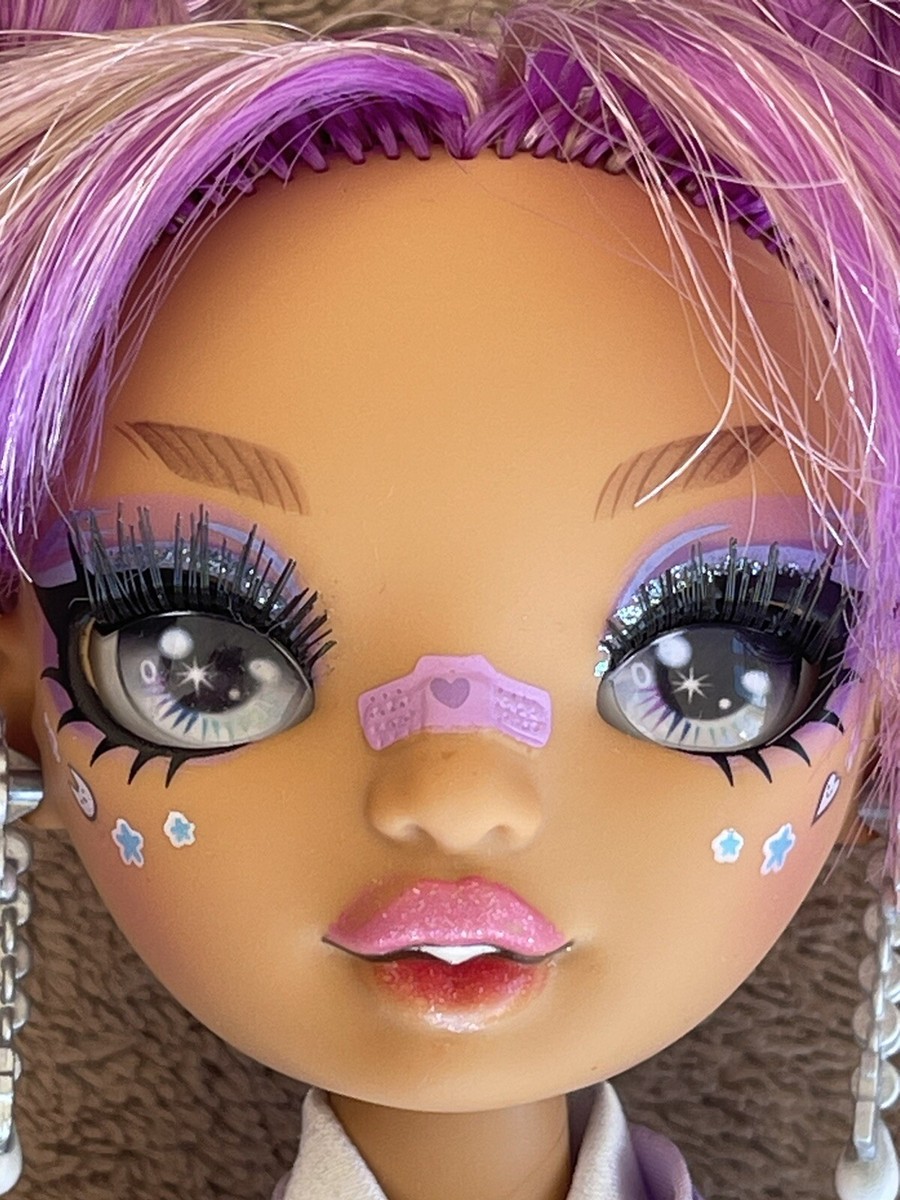 Rainbow High Fashion Doll Series 4 LILA YAMAMOTO Purple Themed