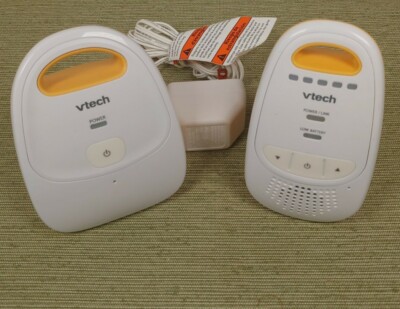 VTech Safe And Sound Digital Audio Baby Monitor DM111