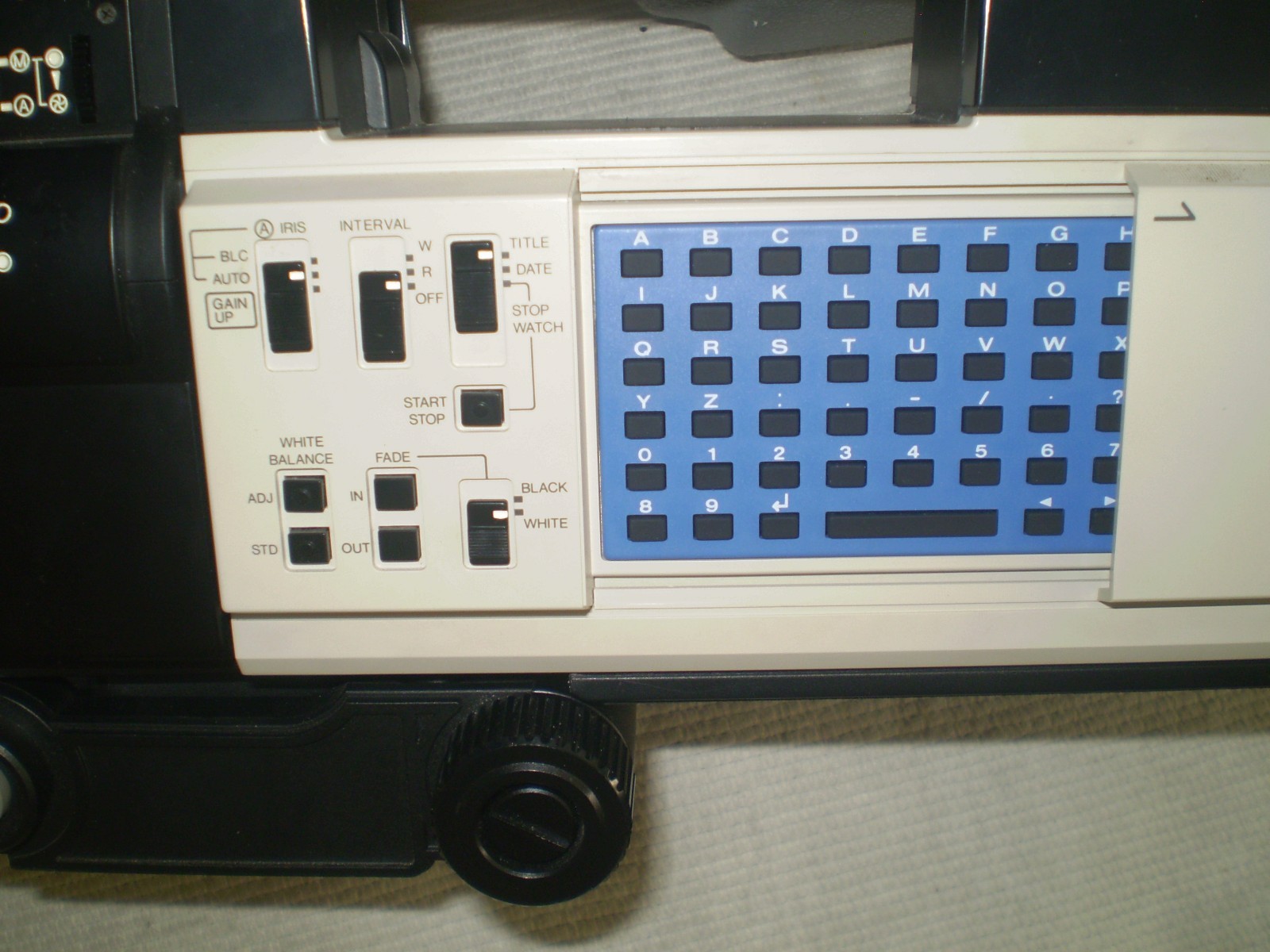 JVC 1983 AF NEWVICONGXN7OU Color VIDEO CAMERA+Manual+Case+RoloPod+Pwr Adaptr eBay