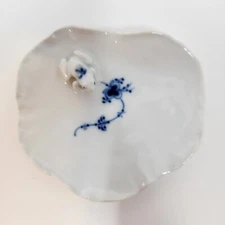 Royal Copenhagen White & Blue Frog Figurine Fluted Leaf Plate Rare Vintage