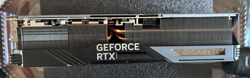 GIGABYTE GeForce RTX 4080 Gaming Graphics Card, 3X WINDFORCE Fans, 16GB, GDDR6X - Afbeelding 3 van 10