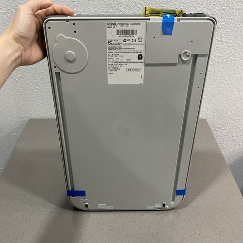 Epson Perfection 1260 Photo Scanner / Model J121A - Picture 9 of 11