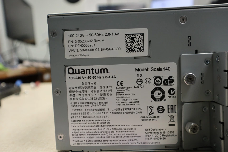 Unidad montada en rack Quantum Scalar i40 - Para piezas - Estado grado C Foto 4 de 4