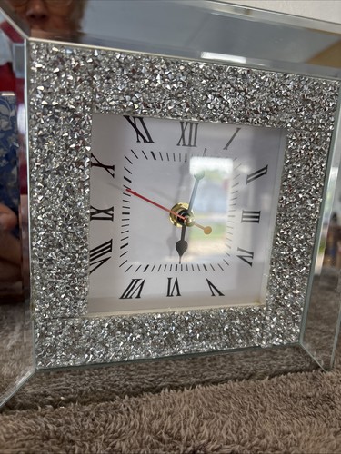 Crystal Crush Diamond Clock Works - Picture 9 of 9