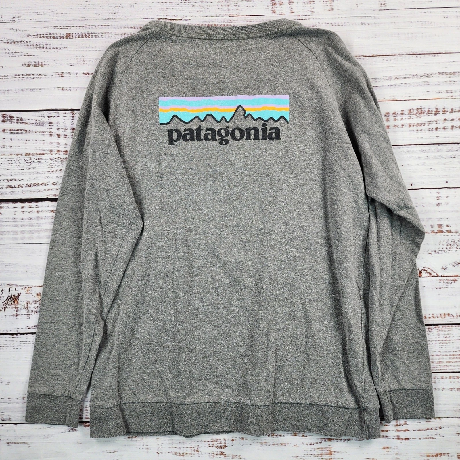 Patagonia Mens Responsibili-Tee Long Sleeve Gray Fitz Roy Logo Shirt 38432 M