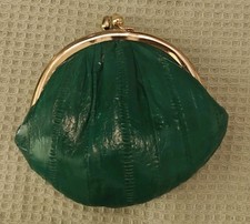 Vintage Joli Genuine Eel Skin Coin Purse Emerald Green Kiss Lock Gold Frame