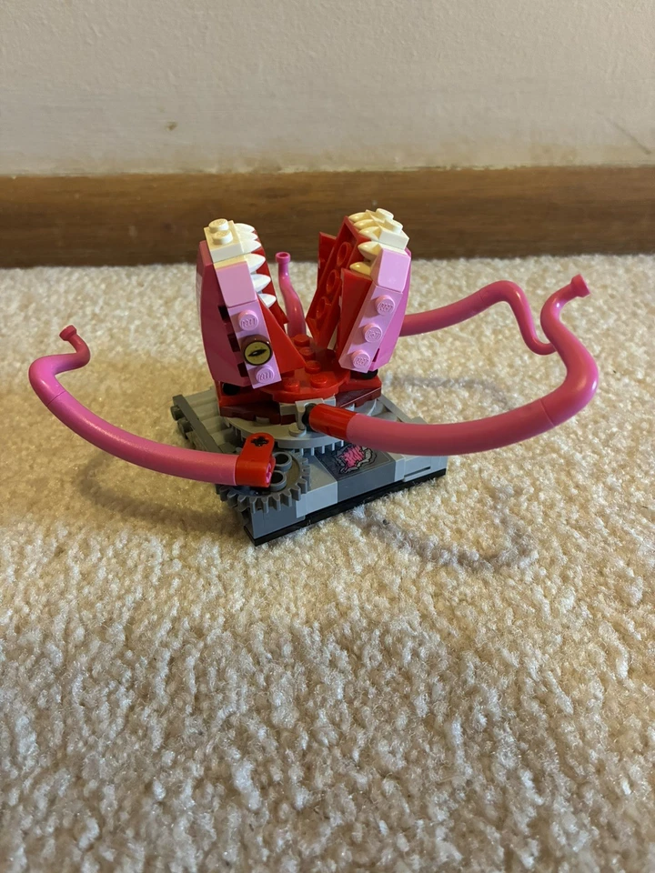 LEGO Marvel Super Heroes The Milano vs. The Abilisk 76081 Used Complete - Image 3 of 4