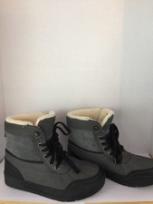 NAUTICA BOYS BOOTS SIZE 8  Gray and Black Pre-own