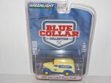 Greenlight Blue Collar 1939 Chevrolet Panel Truck yellow/blue
