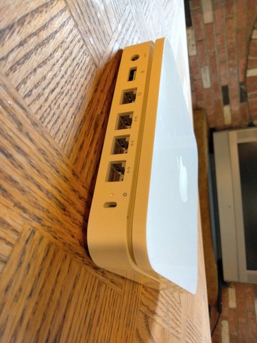 Apple Airport Extreme Base Station A1354 WiFi Router 4th Gen - No Power Cord - Picture 4 of 5