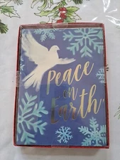 NEW Peace On Earth 8ct Boxed Christmas Cards Set 8 Cards and 8 Envelopes