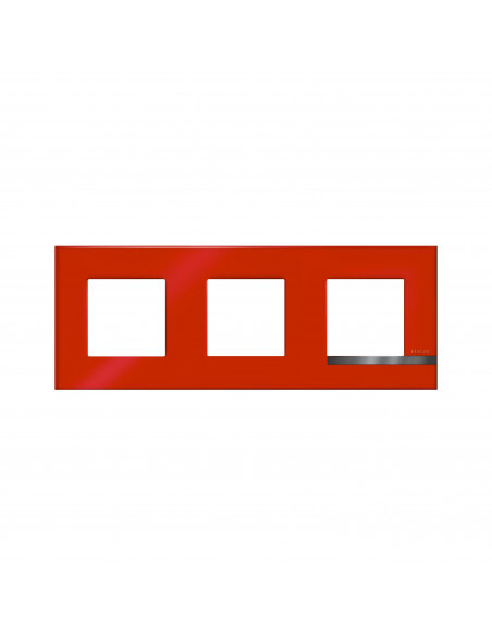 Plaque 3 postes Altège Déco rouge rubis pour encastrement triple BTI