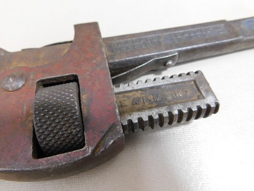 Vintage Champion De Arment 18" Pipe Wrench Tool Good Working Condition - Picture 13 of 19