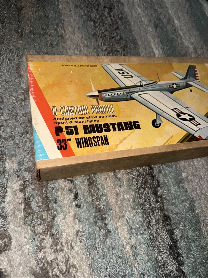 MIDWEST P-51 MUSTANG PROFILE CONTROL LINE KIT, 33' WINGSPAN, NEW - Image 2 of 4