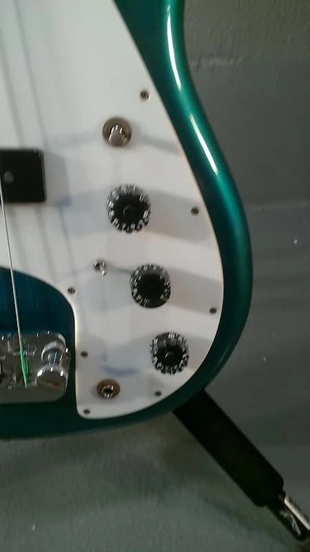 Picture 3 of 6