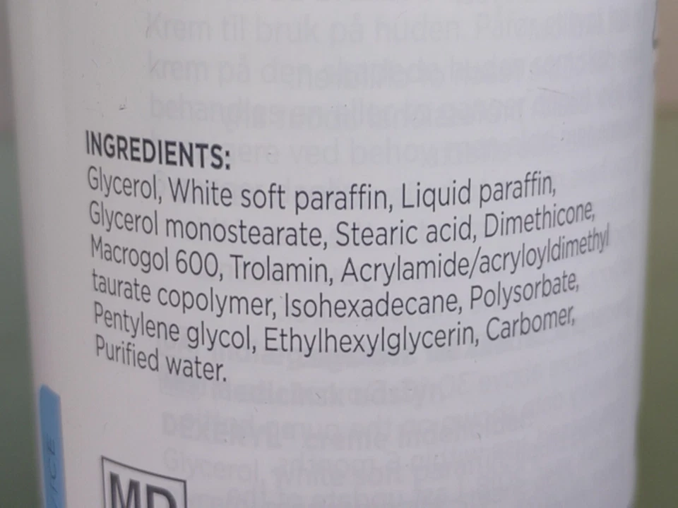 Crema emoliente Dexeryl 500 g caducidad 11/2026 Foto 2 de 3