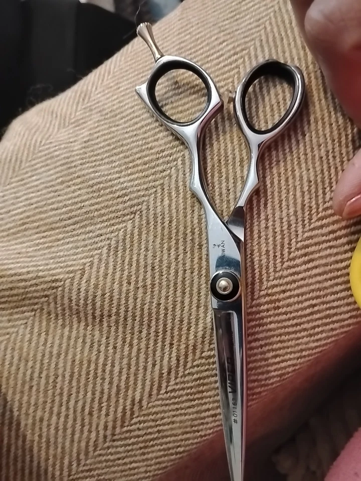 Tijeras Viper #01163, tijeras para peinar, cosmetología. Foto 3 de 3