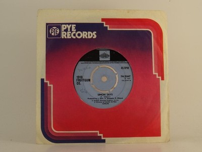 1910 FRUITGUM CO. SIMON SAYS (92) 2 Track 7'' Single including Company Sleeve PYE