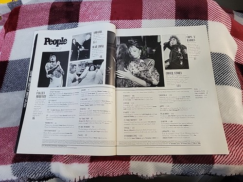 People Magazine December 9 1991 The Judds' Tearful Goodbye, Michael Landon, Ln - Picture 7 of 24