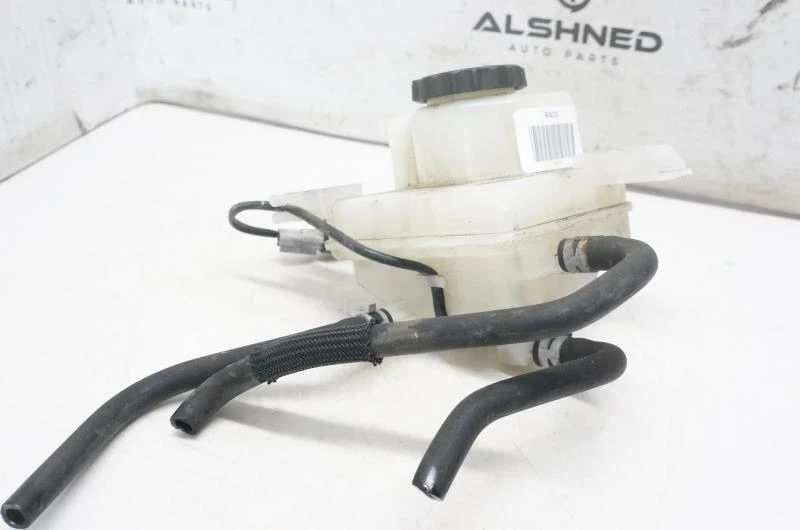 Toyota Prius 2011 depósito de cilindro maestro de frenos 47220-47080 OEM Foto 4 de 4