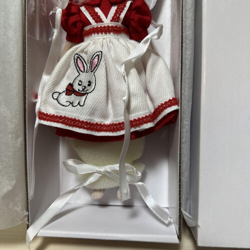 Betsy Tiny Loves McCall Bunny Bunnies is available for Exclusive 