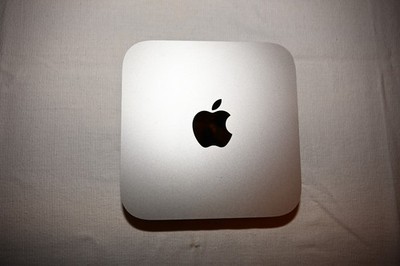 Apple Mac mini (1TB SSD, M1 8 Core, 16GB) - wenig benutzt unter 200 Stunden !!!!