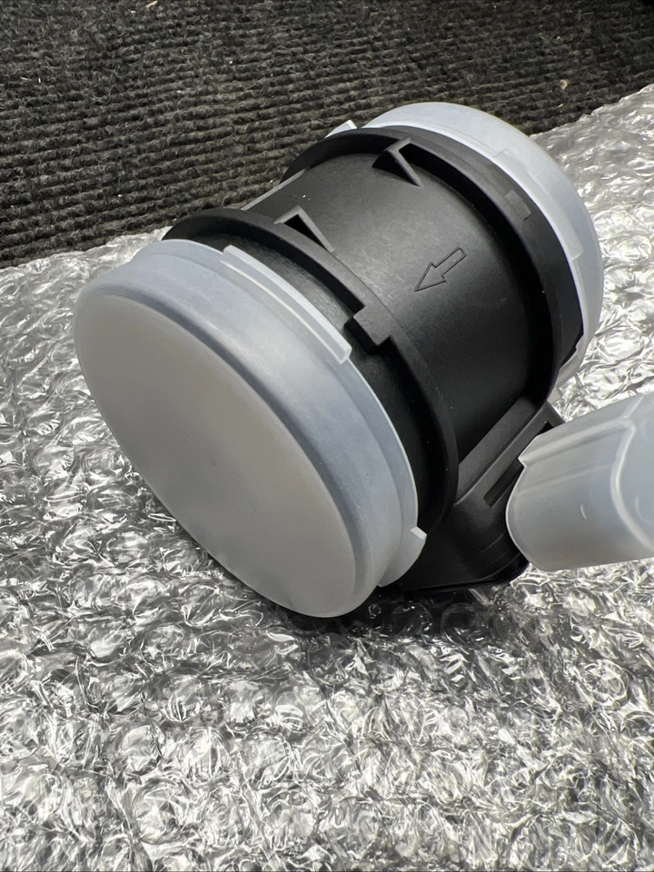 Mass Air Flow Sensor Delphi AF10404 fits 08-09 Saturn Astra 1.8L-L4 - Image 3 of 4