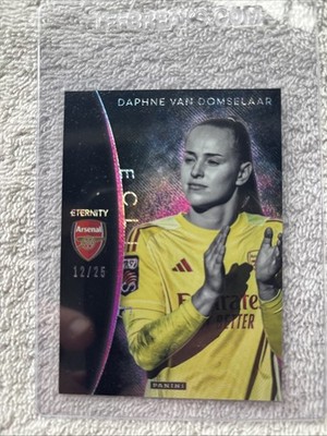 Panini Eternity WSL 2025/26 Daphne Van Domselaar Eclipse Magenta Arsenal 12/25