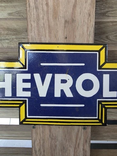 VINTAGE CHEVROLET BOW TIE PORCELAIN SIGN APPX 19.5" X 7"