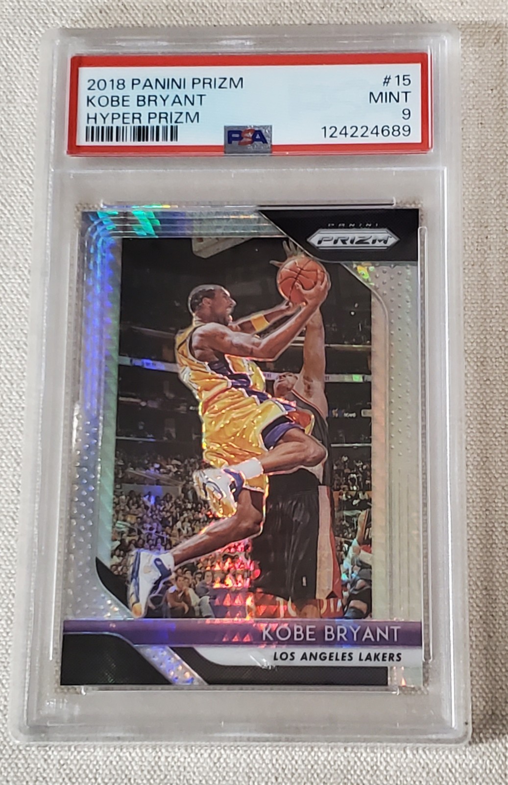 KOBE BRYANT 2018-19 PANINI PRIZM #15 HYPER Prizm Var LA LAKERS 🔥🏀🔥 PSA 9 MINT