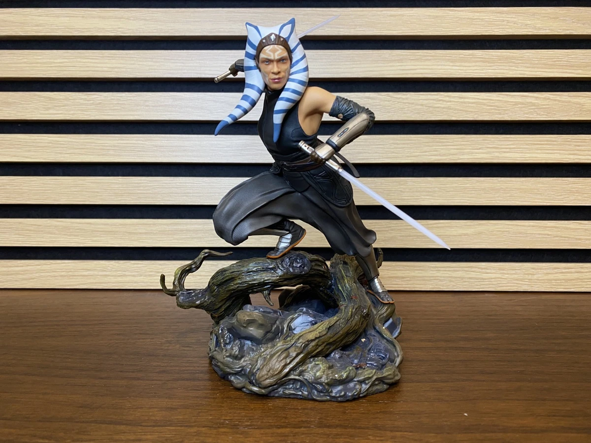 Star Wars Celebration Star Wars Figurines, Statues & Busts for