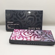 MARY KAY PERFECT PALETTE UNFILLED REFILLABLE COMPACT 