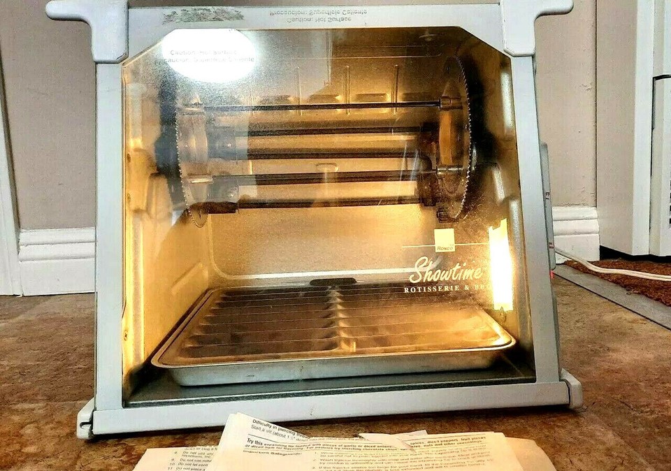 Ronco Showtime Rotisserie and BBQ Oven Model 4000 Full Size White