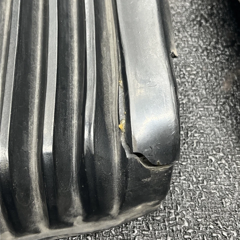 Fuelle de parachoques delantero usado para 74-89 Porsche 911 912 930 3,3 L Carrera S SC G50 Foto 4 de 4